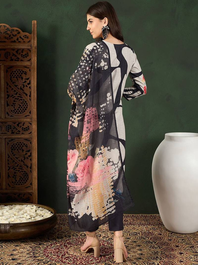 women black rayon blend floral printed straight kurta trouser with dupatta