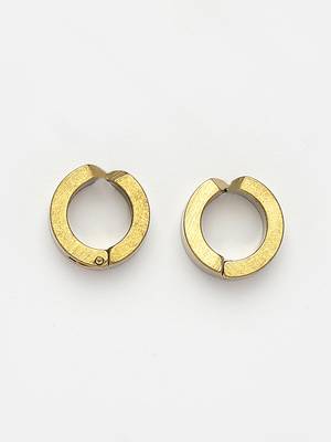  men's gold-plated contemporary hoop earrings 4