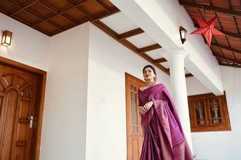 Wine Banarasi Silk Woven Traditional Saree 5
