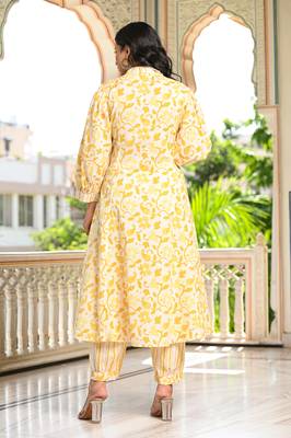 vibrant yellow cotton kurta set 4