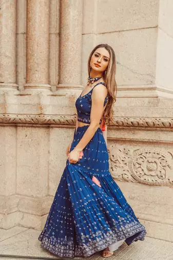 ROYAL BLUE EMBROIDERY WORK GEORGETTE FABRIC PARTY WEAR LEHENGA CHOLI WITH DUPATTA.