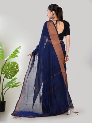 Aakar blue linen saree with unstitched blouse piece 3