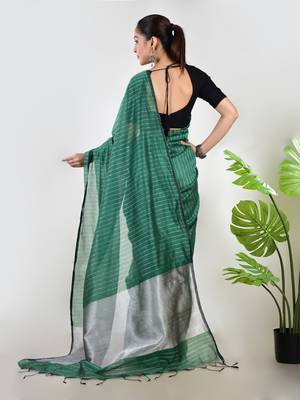 Aakar  green linen saree with unstitched blouse piece 3