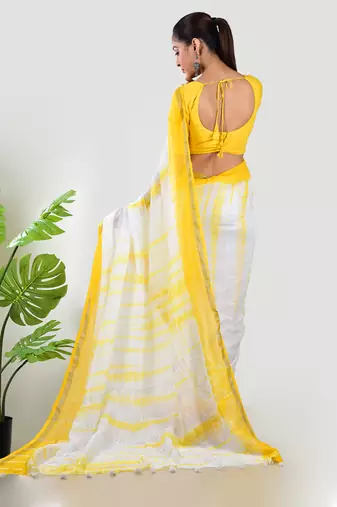 Aakar yellow mul cotton saree with unstitched blouse piece