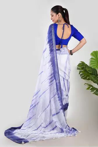 Aakar blue mul cotton saree with unstitched blouse piece