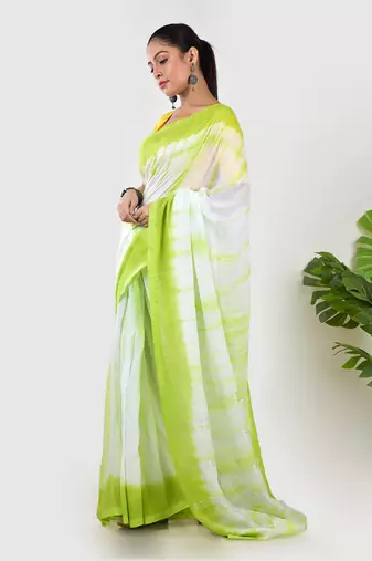 Aakar green mul cotton saree with unstitched blouse piece
