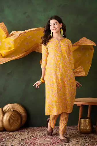 Mustard printed cotton round neck kurta sets
