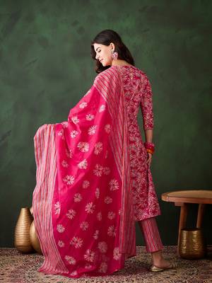 Pink printed cotton round neck kurta sets 2