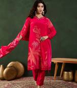 Magenta embroidered crepe v neck kurta sets