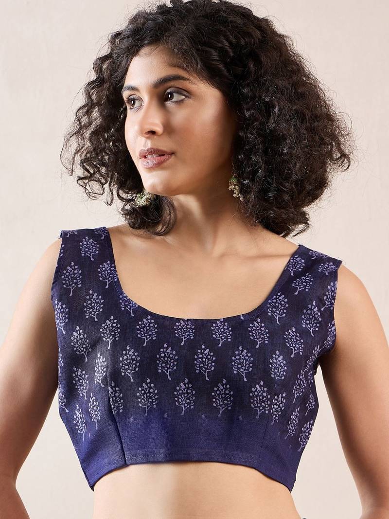 women blue linen blend abstract printed saree