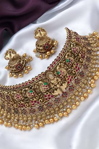 Exquisite gold-plated floral kundan necklace set - traditional indian bridal jewelry