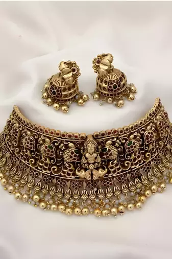 Exquisite gold-plated floral kundan necklace set - traditional indian bridal jewelry
