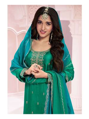 Green Silk Blend Georgettesalwar Kameez 2