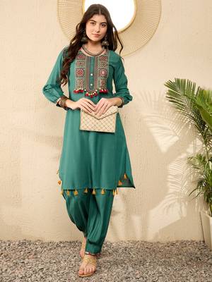 Women Teal color viscose rayon thread work fancy kurta and bottom set 6