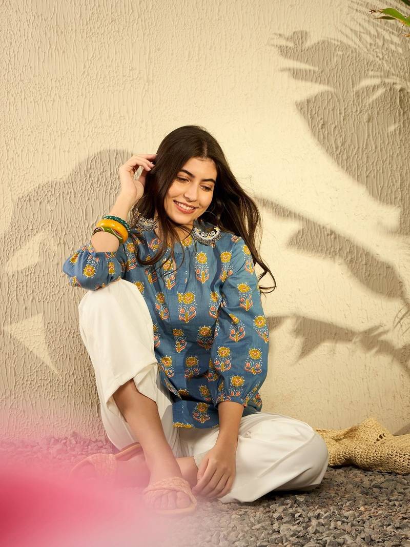 blue floral printed regular tunic
