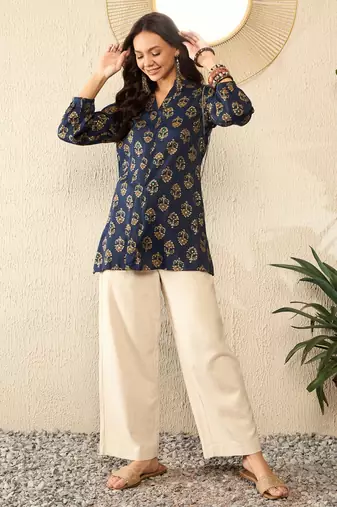 women blue cotton blend floral printed regular top