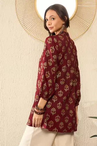 women maroon cotton blend floral printed regular top