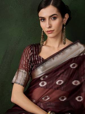 Burgundy khadi organza wevon jacquard graceful traditional saree 3