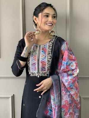 Viscose work Straight cut Kurta Pant and Dupatta Set 4