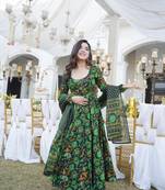 Green beautiful print readymade partywear muslin suit