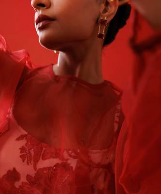 White & red organza top set 4