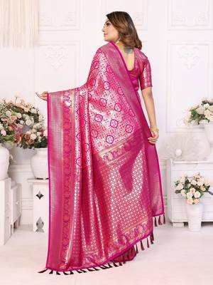 Pink Banarasi Chaturi Silk Saree 4