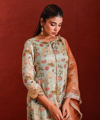 Green zardozi marodi handwork suit 3