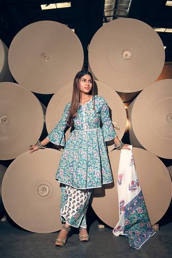 Blue coton dress for graceful party dress for girlie looks
