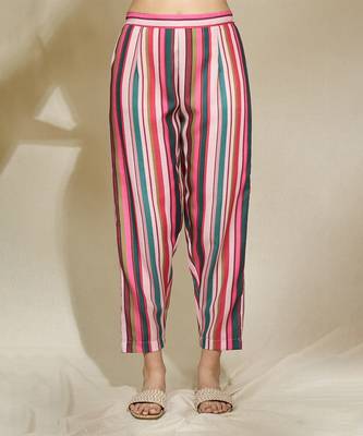 Striped multicolour vest coat pant set thin belt wear it with a top shirt or tie it closed without anything. 4