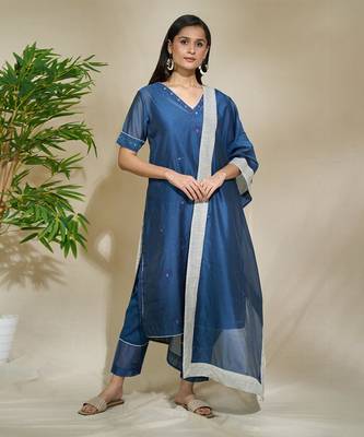Indigo Plain Chanderi Kurta Set With Slip 4
