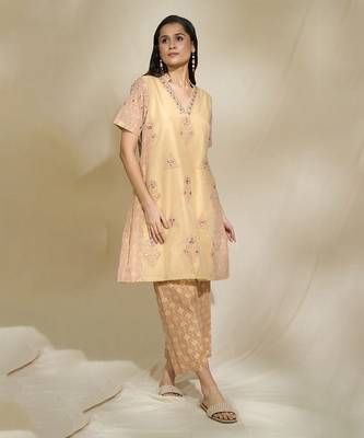 Beige chanderi mirror work cord set With  slip & pants 1