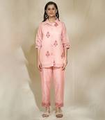 Peach Embroidered Chanderti  Kurta With Pants And Slip