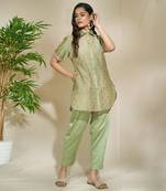 Green Chanderi Geometric Printed Kurta Pant Set with Slip