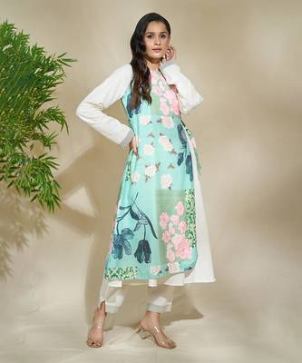 Blue floral overlap multistyler - the monochrome kurta & pant 1