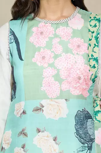 Blue floral overlap multistyler - the monochrome kurta & pant