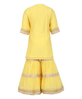 Chanderi silk kurta and sharara with gota detailing and net dupatta 4