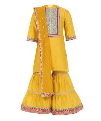 Chanderi silk kurta and sharara with gota detailing and soft net dupatta 2