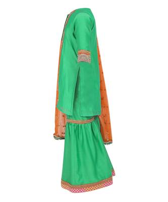 Chanderi silk kurta and sharara with gota detailing and soft net dupatta 3