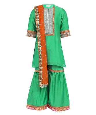 Chanderi silk kurta and sharara with gota detailing and soft net dupatta 4