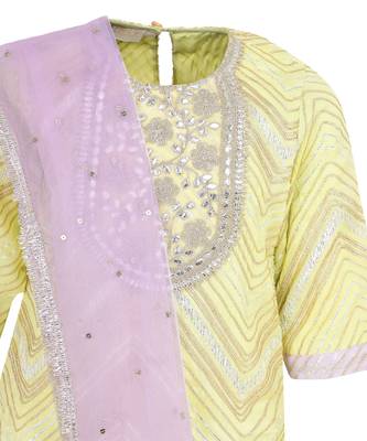 Chinon kurta and sharara with gota detailing and net dupatta 4
