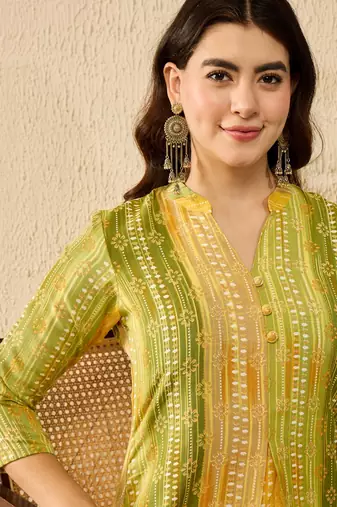 green rayon blend floral printed regular top