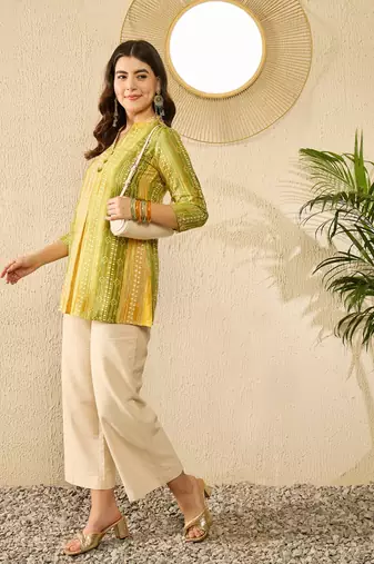 green rayon blend floral printed regular top