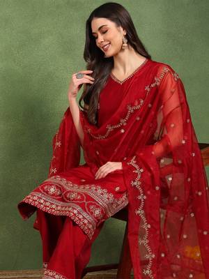 women maroon silk blend solid embroidered straight kurta palazzo and dupatta 1