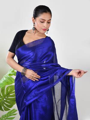 Aakar ink blue handloom tissue saree with unstitched blouse piece 5