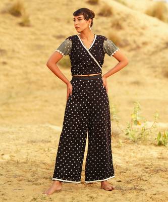 Monochrome wrap set 1