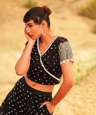 Monochrome wrap set 2