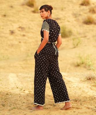 Monochrome wrap set 3