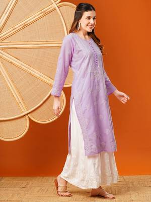 Hand Embroidered Lavender Cotton Lucknowi Chikankari Straight Kurta  3