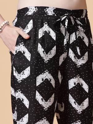 Women rayon printed aline kurta with pant set 5
