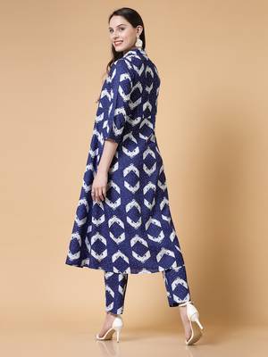 Women rayon printed aline kurta with pant set 2
